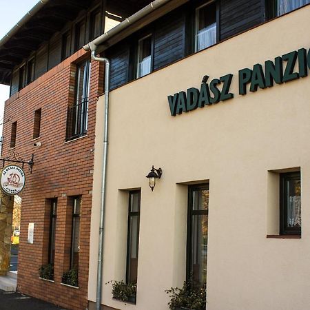 Vadász Panzió és Étterem Szombathely Exterior foto